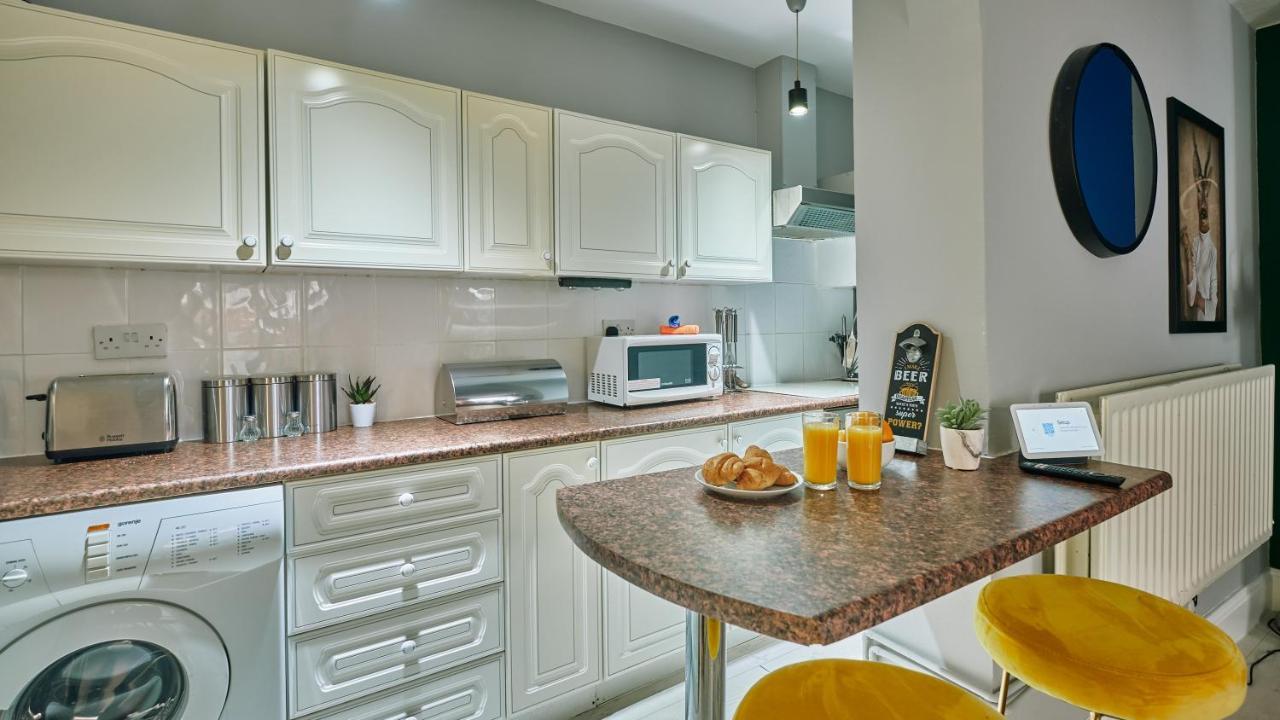 Stylish 2 Bedroom In Clifton - Garden Bristol Eksteriør billede